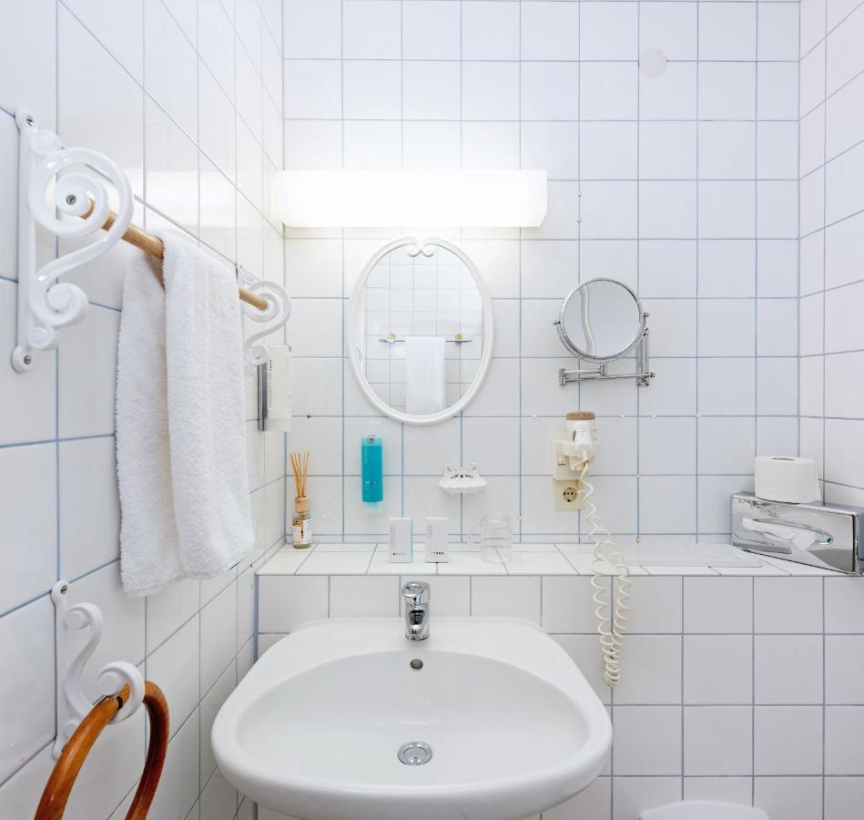 Hotel Vier Jahreszeiten Фольках Экстерьер фото